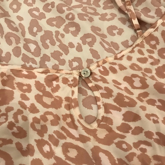 Victoria’s Secret Satin PJ Top 💛🐆 - Picture 4 of 6